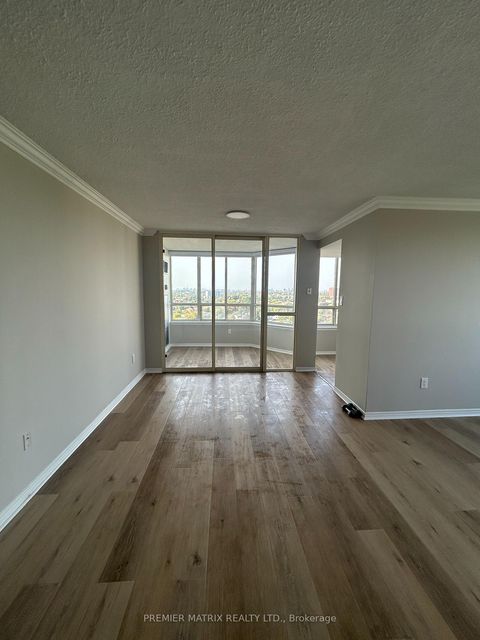 Photo 7 at 1421 - 3 Greystone Walk Drive, Kennedy Park, Toronto