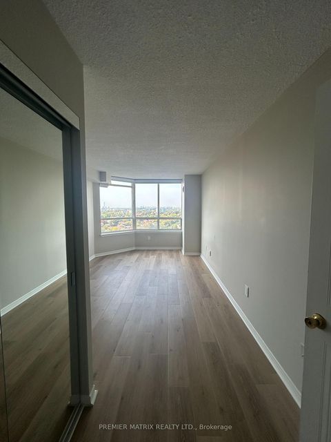 Photo 13 at 1421 - 3 Greystone Walk Drive, Kennedy Park, Toronto
