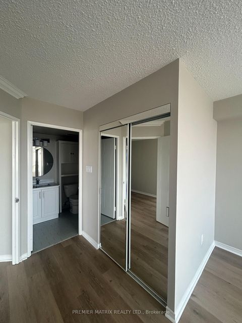 Photo 15 at 1421 - 3 Greystone Walk Drive, Kennedy Park, Toronto