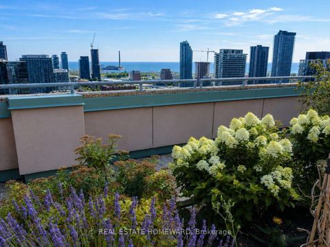 Photo 16 at 602 - 7 King Street E, Yonge Corridor, Toronto