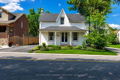 Photo 2 at 62 Centre Street W, Mill Pond, Richmond Hill