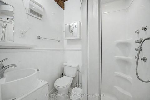 Photo 22 at 62 Centre Street W, Mill Pond, Richmond Hill