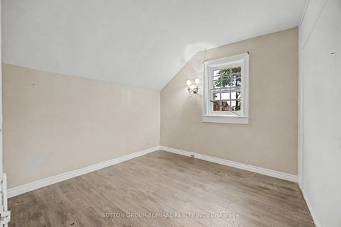 Photo 32 at 62 Centre Street W, Mill Pond, Richmond Hill