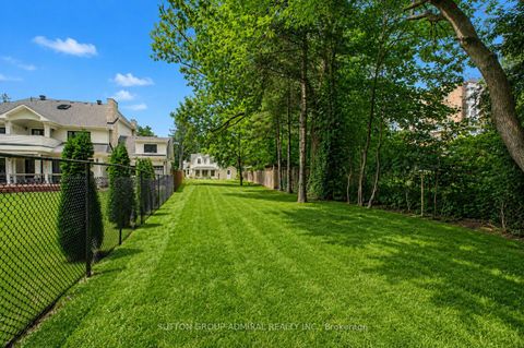 Photo 48 at 62 Centre Street W, Mill Pond, Richmond Hill