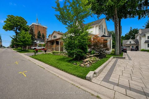 Photo 49 at 62 Centre Street W, Mill Pond, Richmond Hill