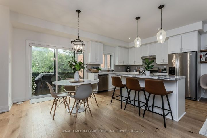 Photo 7 at 3 - 2071 Ghent Avenue, Brant, Burlington