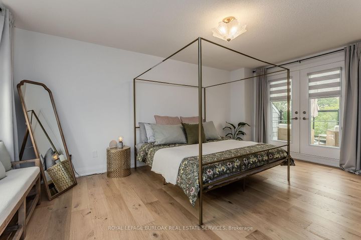 Photo 37 at 3 - 2071 Ghent Avenue, Brant, Burlington