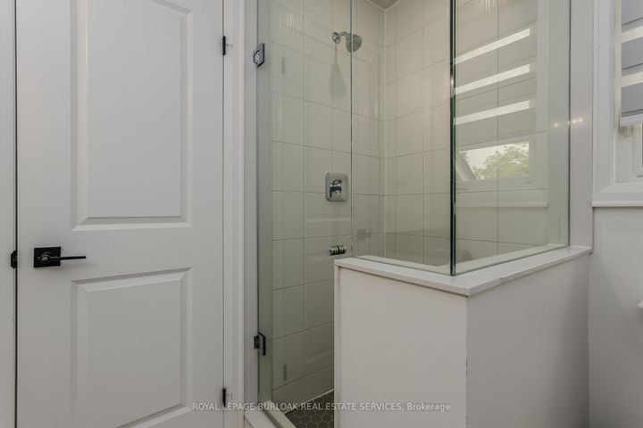 Photo 42 at 3 - 2071 Ghent Avenue, Brant, Burlington
