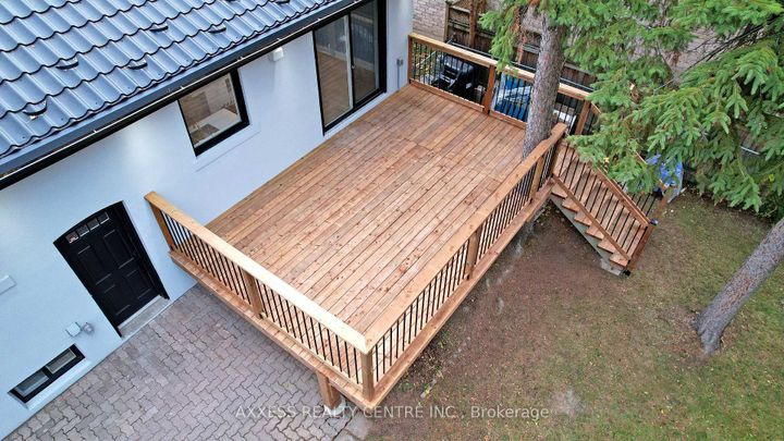Photo 3 at 44 Transwell Avenue, Newtonbrook West, Toronto