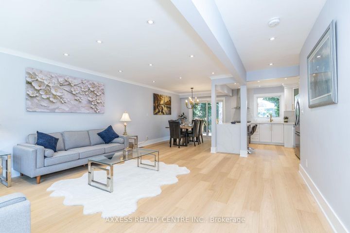 Photo 6 at 44 Transwell Avenue, Newtonbrook West, Toronto