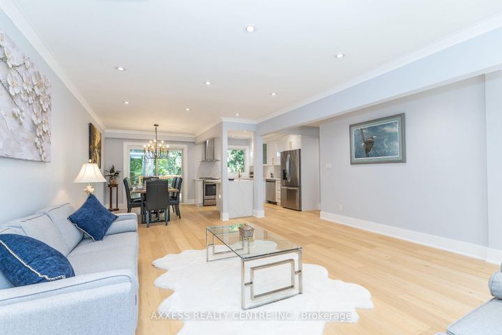 Photo 7 at 44 Transwell Avenue, Newtonbrook West, Toronto