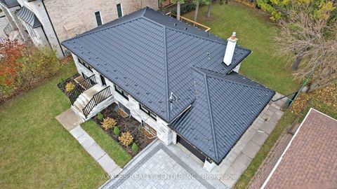 Photo 4 at 44 Transwell Avenue, Newtonbrook West, Toronto