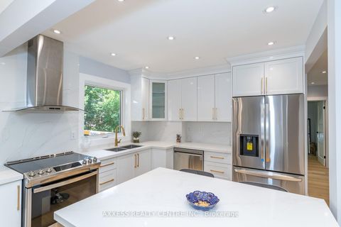 Photo 12 at 44 Transwell Avenue, Newtonbrook West, Toronto