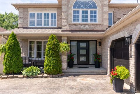 Photo 2 at 67 GRANT'S Way, Ardagh, Barrie