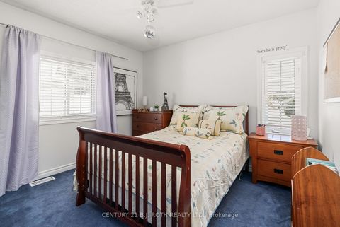 Photo 25 at 67 GRANT'S Way, Ardagh, Barrie