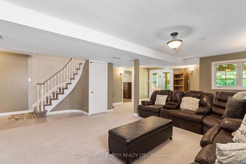 Photo 29 at 67 GRANT'S Way, Ardagh, Barrie