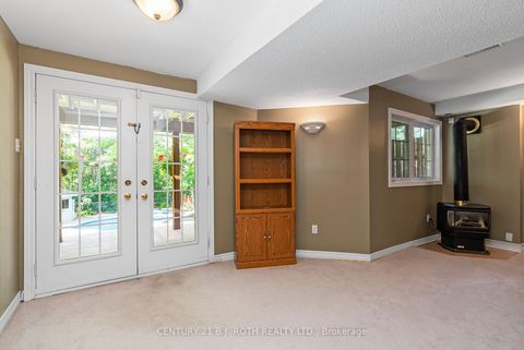 Photo 30 at 67 GRANT'S Way, Ardagh, Barrie