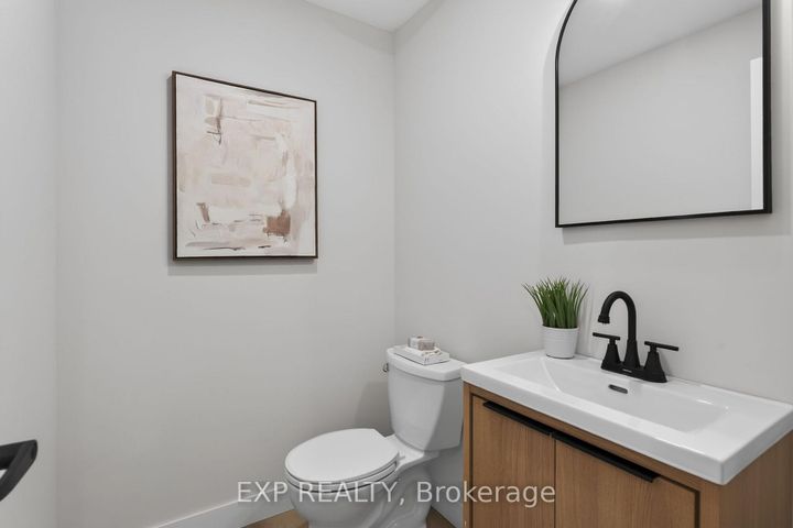 Photo 21 at 325 Queensdale Avenue E, Inch Park, Hamilton