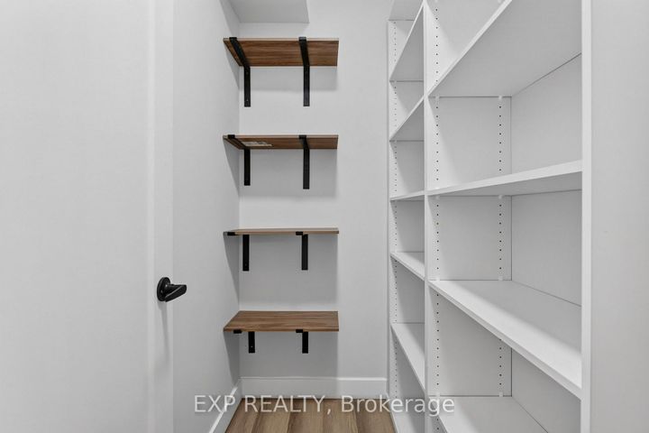 Photo 22 at 325 Queensdale Avenue E, Inch Park, Hamilton
