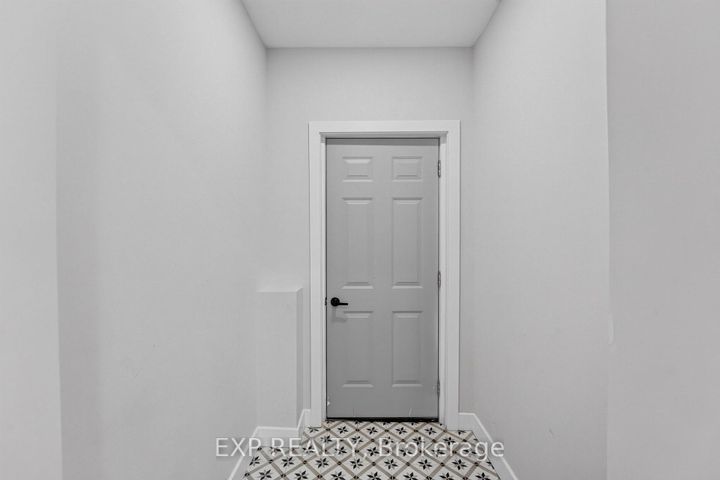 Photo 23 at 325 Queensdale Avenue E, Inch Park, Hamilton