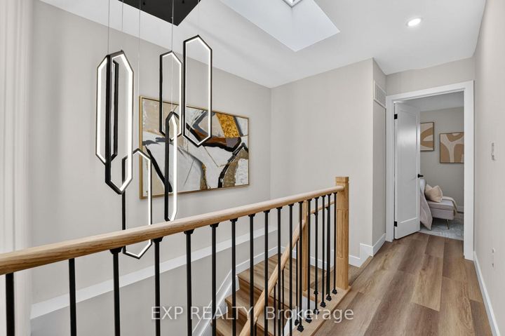 Photo 27 at 325 Queensdale Avenue E, Inch Park, Hamilton