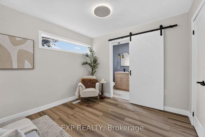 Photo 31 at 325 Queensdale Avenue E, Inch Park, Hamilton