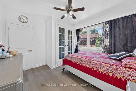Photo 18 at 60 Chillery Avenue, Eglinton East, Toronto