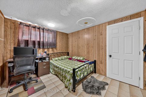 Photo 29 at 60 Chillery Avenue, Eglinton East, Toronto