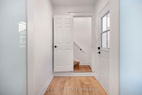 Photo 16 at 46 Euclid Avenue, Bellwoods, Toronto