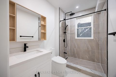 Photo 24 at 46 Euclid Avenue, Bellwoods, Toronto