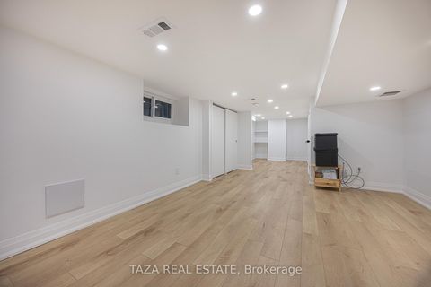 Photo 36 at 46 Euclid Avenue, Bellwoods, Toronto