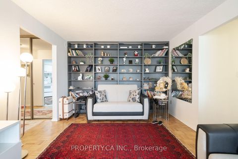 Photo 4 at 303 - 75 Graydon Hall Drive, Donalda, Toronto
