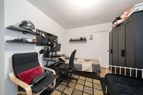Photo 17 at 303 - 75 Graydon Hall Drive, Donalda, Toronto