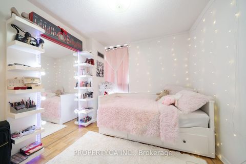 Photo 18 at 303 - 75 Graydon Hall Drive, Donalda, Toronto