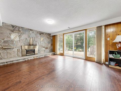 Photo 15 at 41 Burnview Crescent, Woburn, Toronto