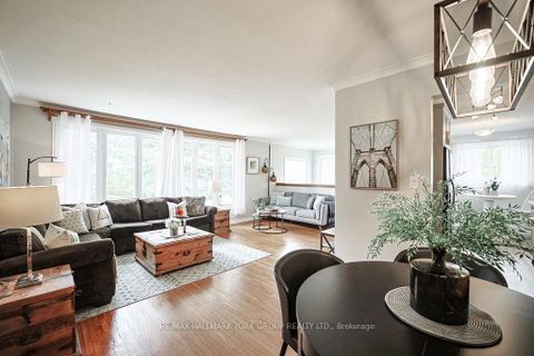 Photo 17 at 689 Sunnypoint Drive, Leslie Valley, Newmarket
