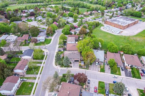 Photo 48 at 689 Sunnypoint Drive, Leslie Valley, Newmarket
