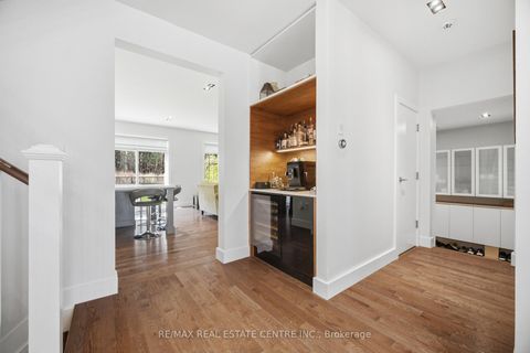 Photo 10 at 146 Riding Mountain Drive, Jefferson, Richmond Hill