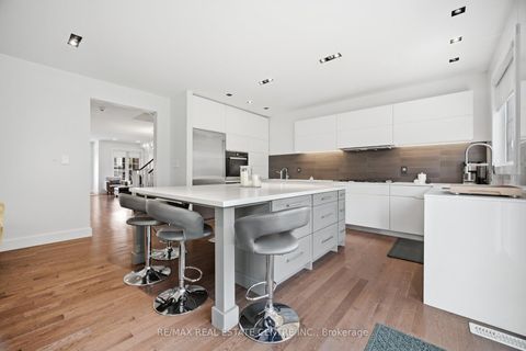 Photo 11 at 146 Riding Mountain Drive, Jefferson, Richmond Hill