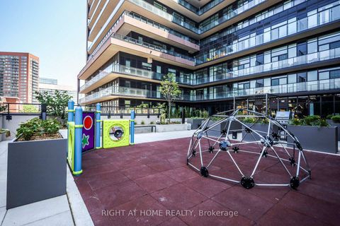 Photo 19 at 525 - 285 Dufferin Street, South Parkdale, Toronto
