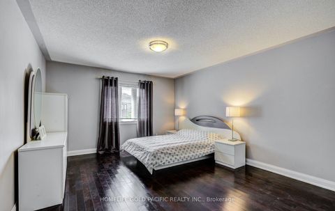 Photo 14 at 101 Clarendon Drive, Bayview Hill, Richmond Hill