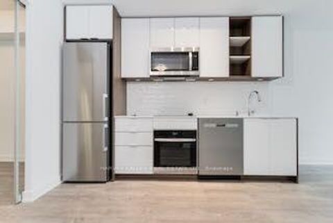 Photo 2 at 410 - 543 Richmond Street W, Waterfront Communities C1, Toronto