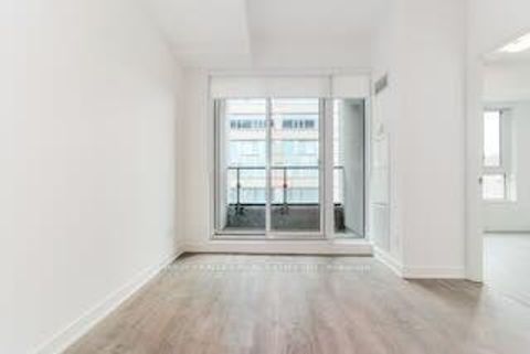 Photo 3 at 410 - 543 Richmond Street W, Waterfront Communities C1, Toronto
