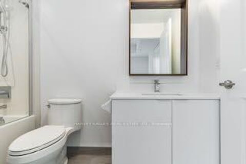 Photo 21 at 410 - 543 Richmond Street W, Waterfront Communities C1, Toronto