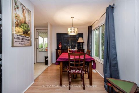 Photo 5 at 28 Flora Court, Rural Innisfil, Innisfil
