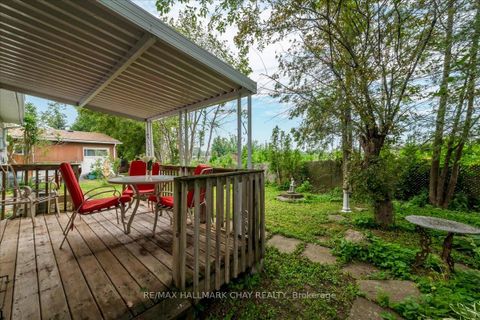 Photo 11 at 28 Flora Court, Rural Innisfil, Innisfil