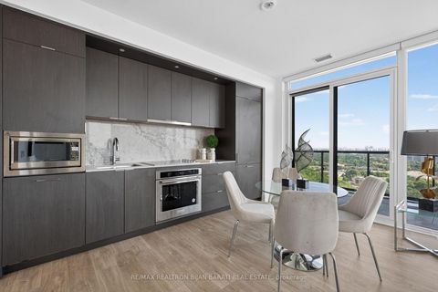 Photo 9 at 3104 - 10 INN ON THE PARK Drive, Don Mills, Toronto