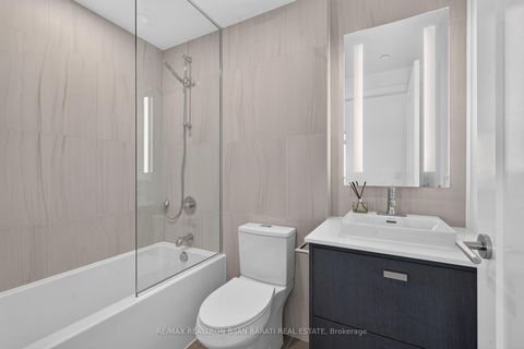 Photo 22 at 3104 - 10 INN ON THE PARK Drive, Don Mills, Toronto