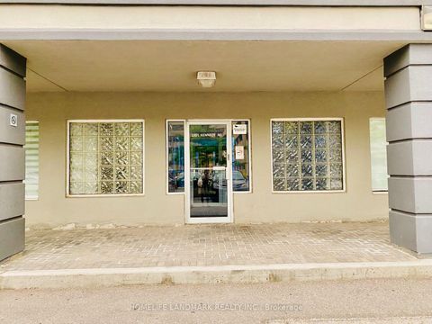 Photo 12 at 105 - 2351 Kennedy Road, Malvern West, Toronto