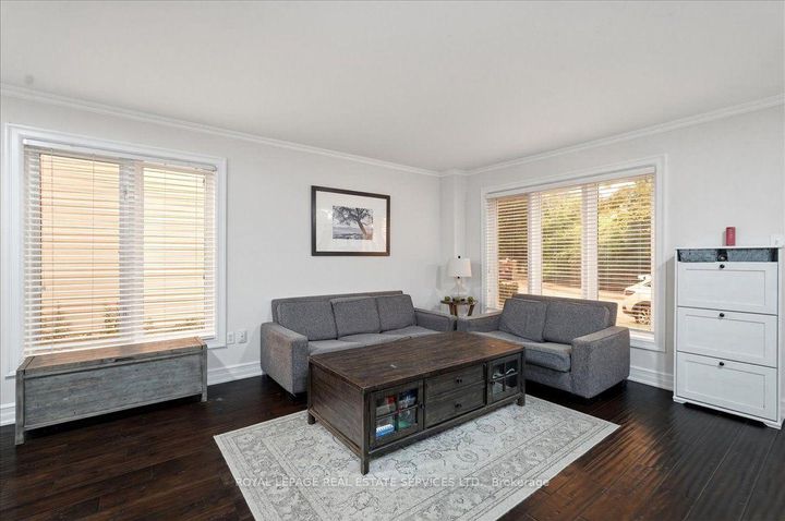 Photo 3 at 5185 Bunton Crescent, Orchard, Burlington